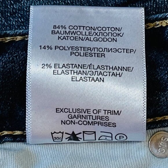 SILVER JEANS Suki Distressed Stretch Bermuda Jean Shorts - Size 26 - Picture 7 of 7